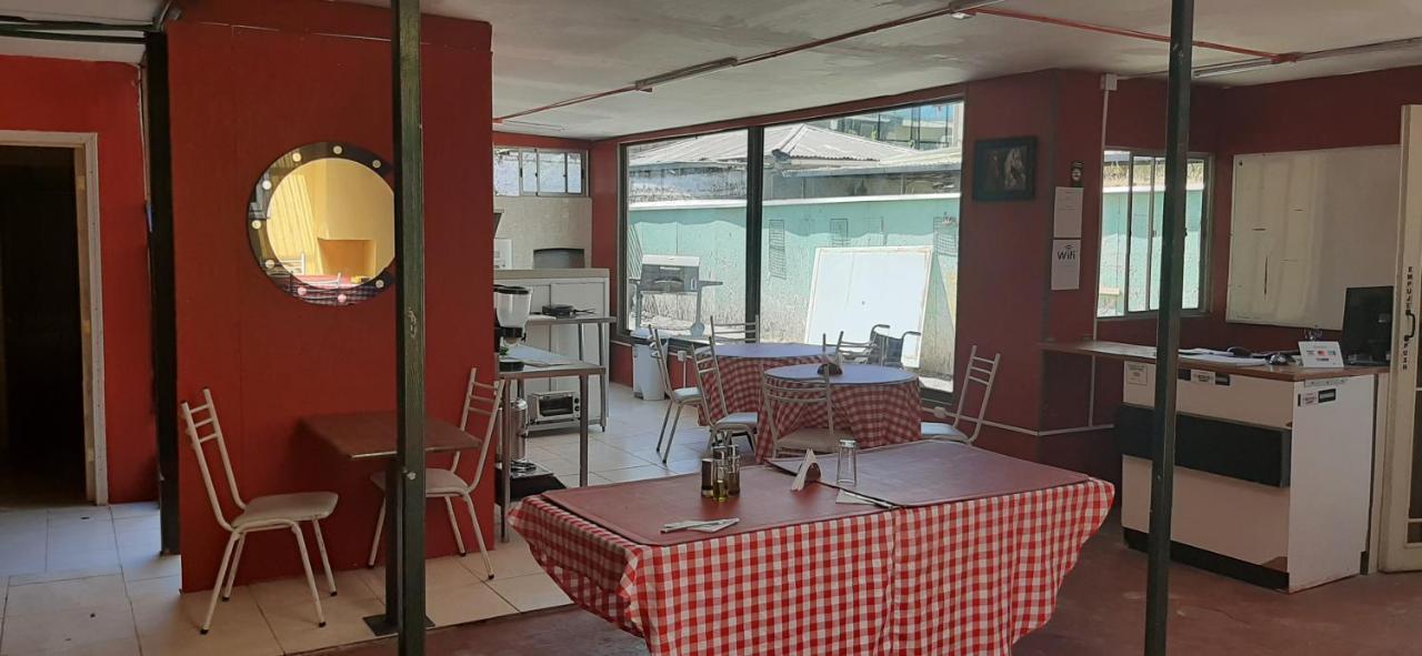 סנטיאגו Hostal Estadio Nacional מראה חיצוני תמונה